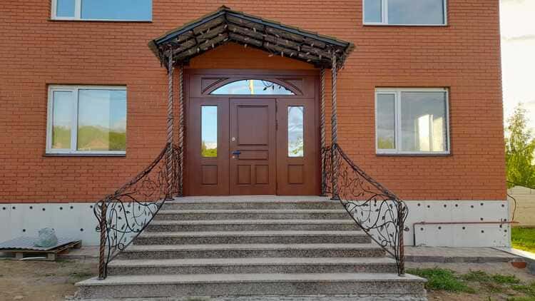 Открывающиеся ворота Куровское